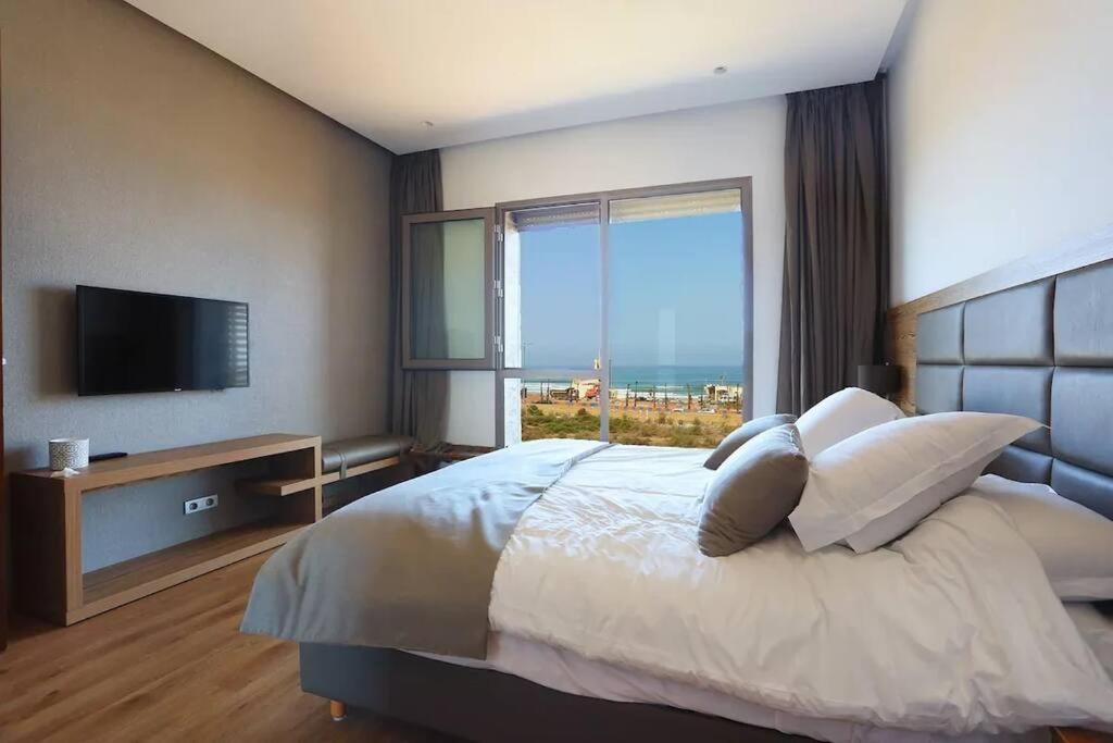 Luxury Apartment At Corniche , Seaview Close Beach Casablanca Exteriör bild