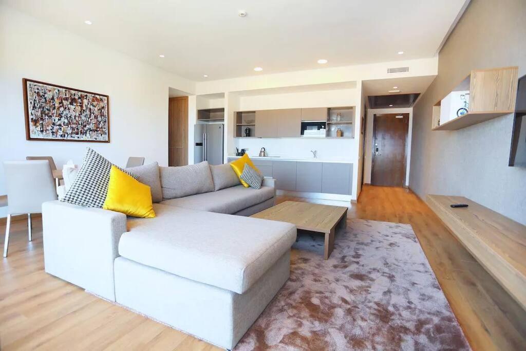 Luxury Apartment At Corniche , Seaview Close Beach Casablanca Exteriör bild