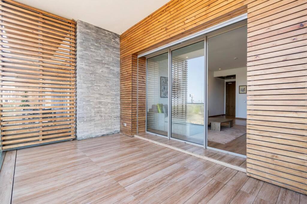 Luxury Apartment At Corniche , Seaview Close Beach Casablanca Exteriör bild